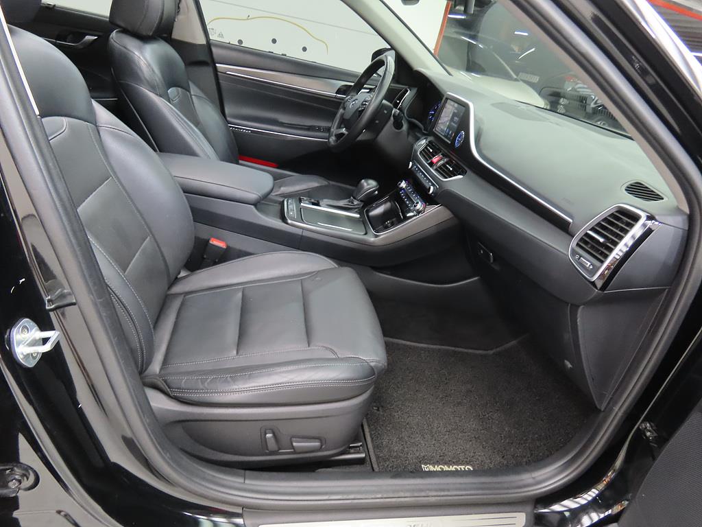 HYUNDAI Grandeur - Vista 10