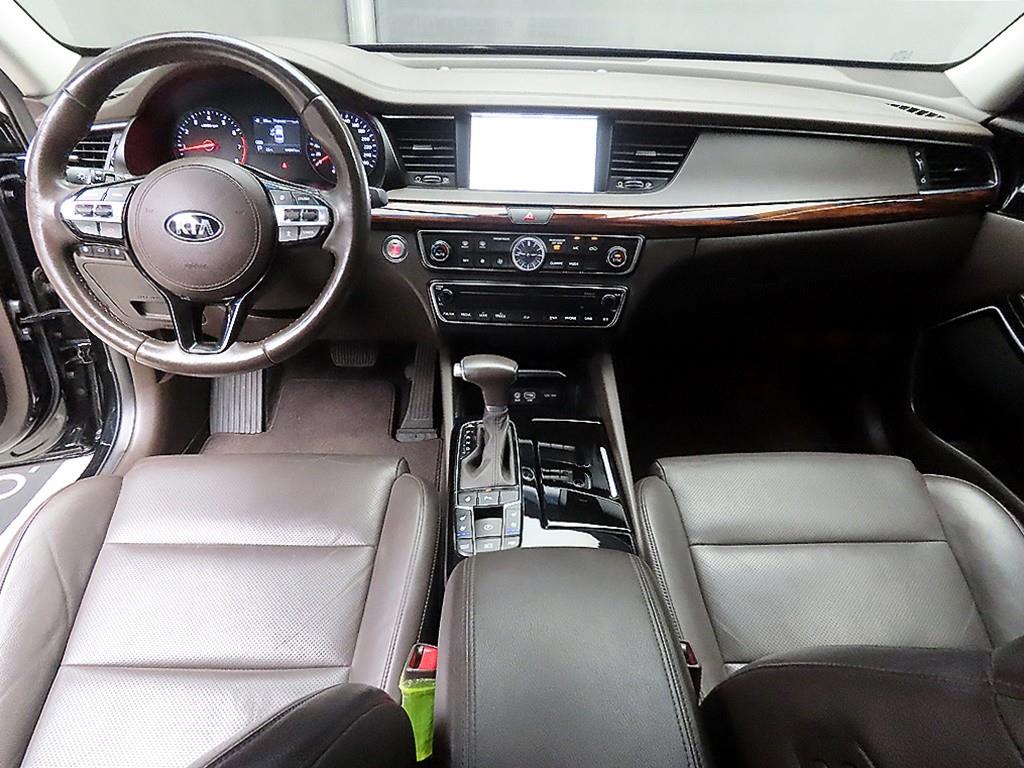 KIA K7 - Vista 9