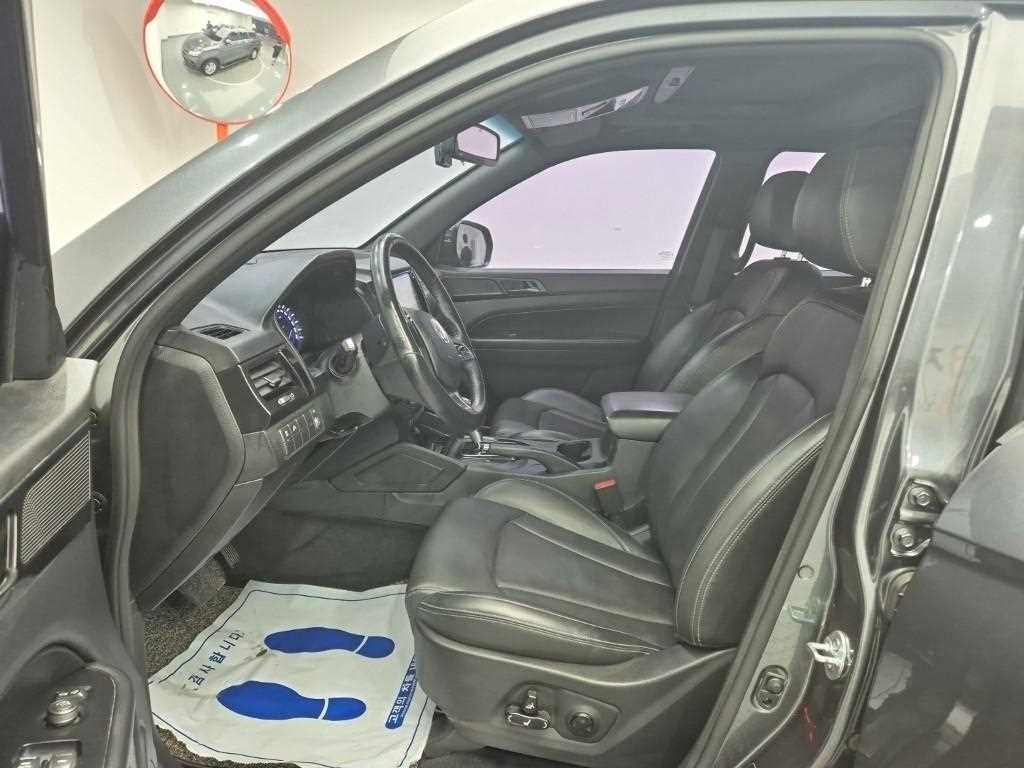 Ssangyong Rexton 2019 Gris - Importación desde Corea - HF Imports Iquique - Foto 13