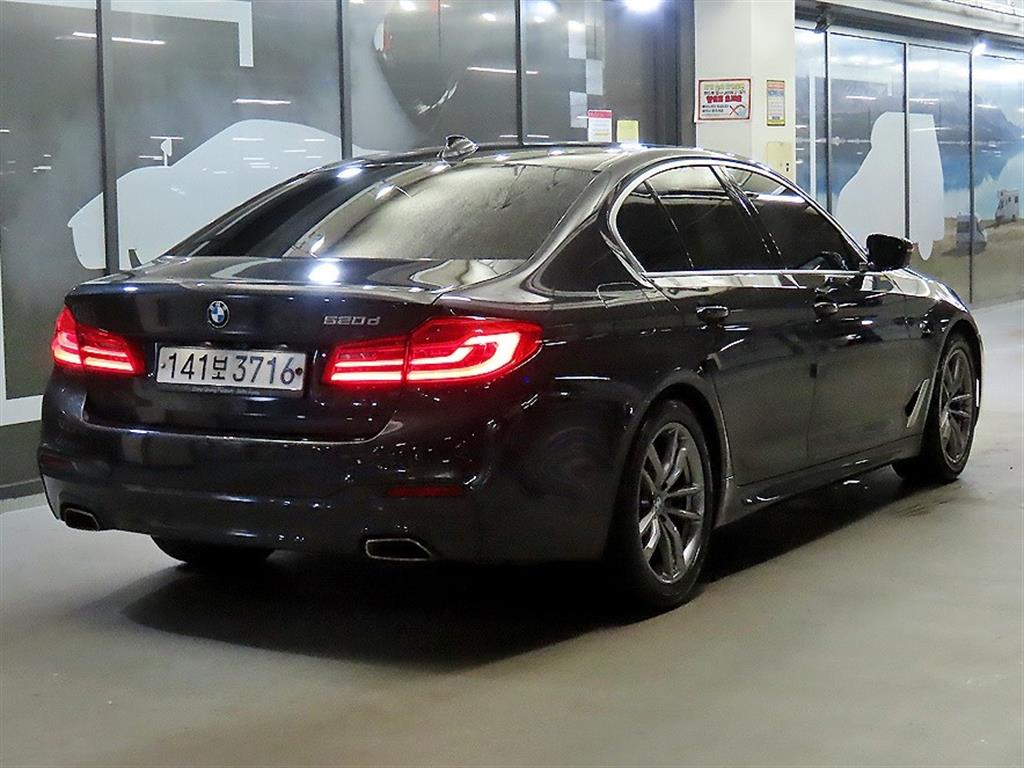 BMW 5 Series - Vista 6