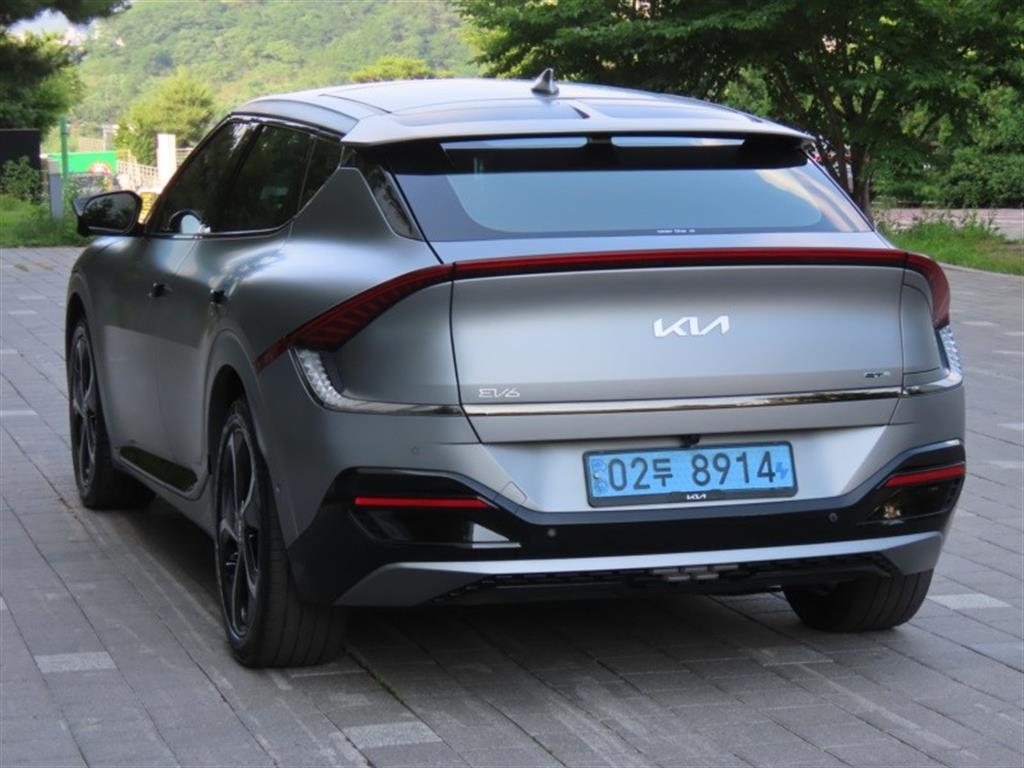 KIA EV6 - Vista 6