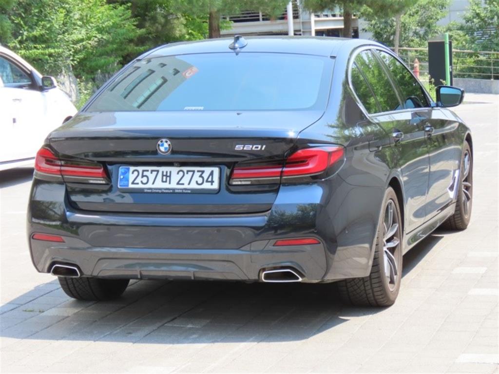 BMW 5 Series - Vista 3