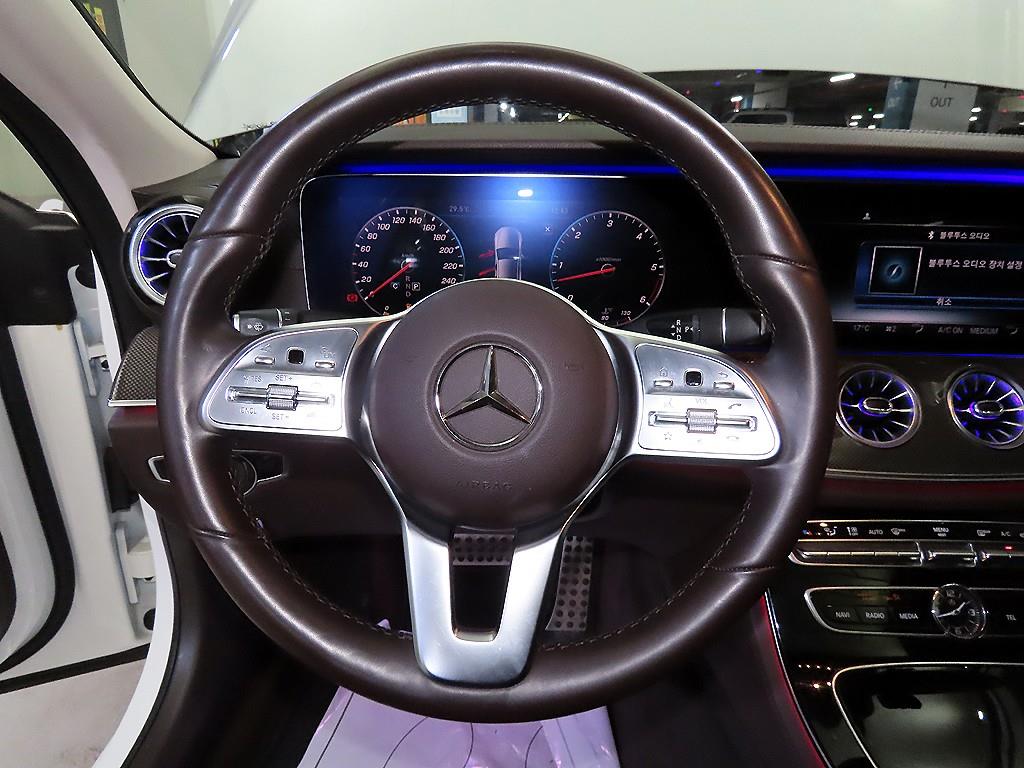 Mercedes Benz CLS Class - Vista 10