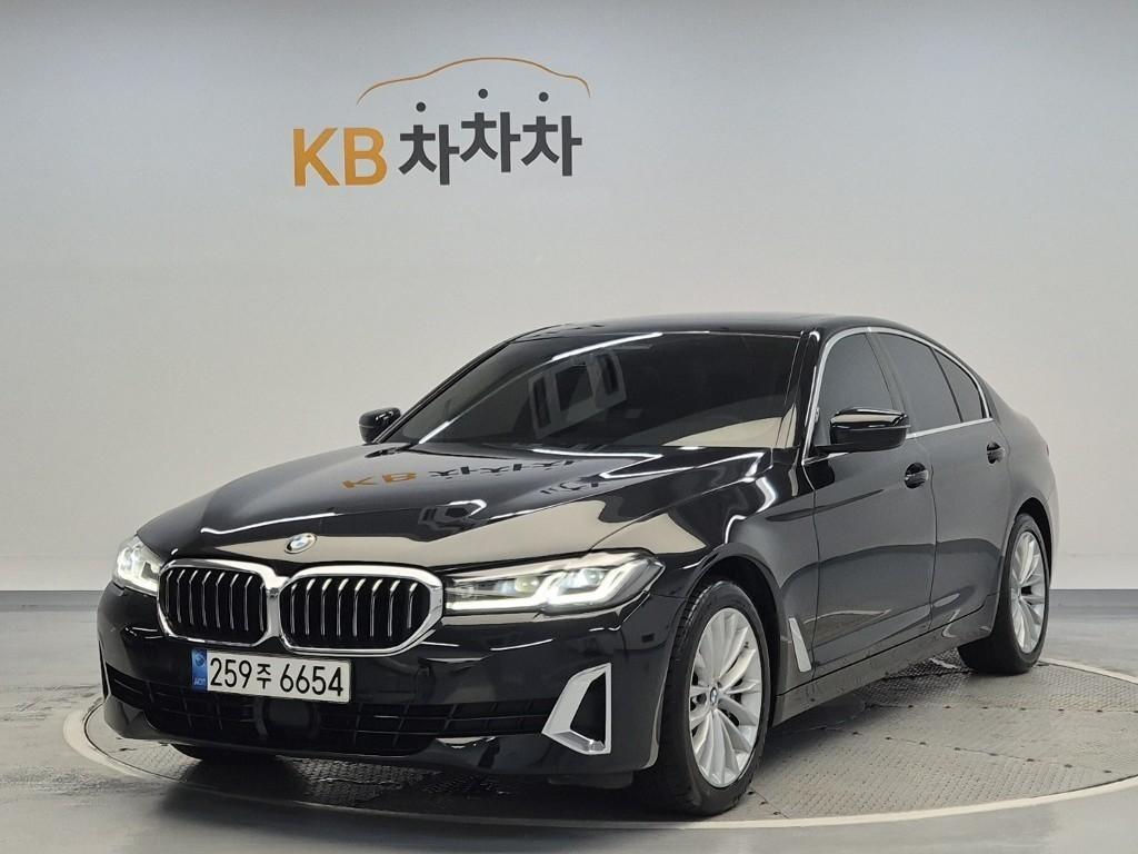 BMW 5 Series 2022 Negro - Importación desde Corea - HF Imports Iquique - Foto 1