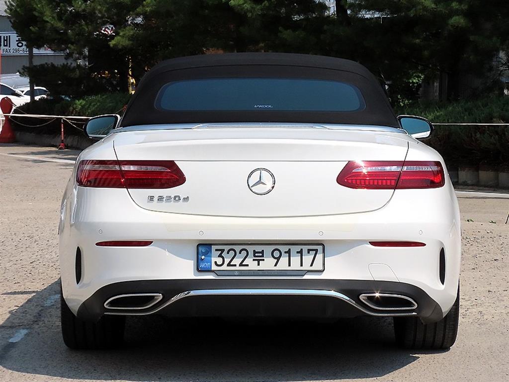Mercedes Benz E class - Vista 6