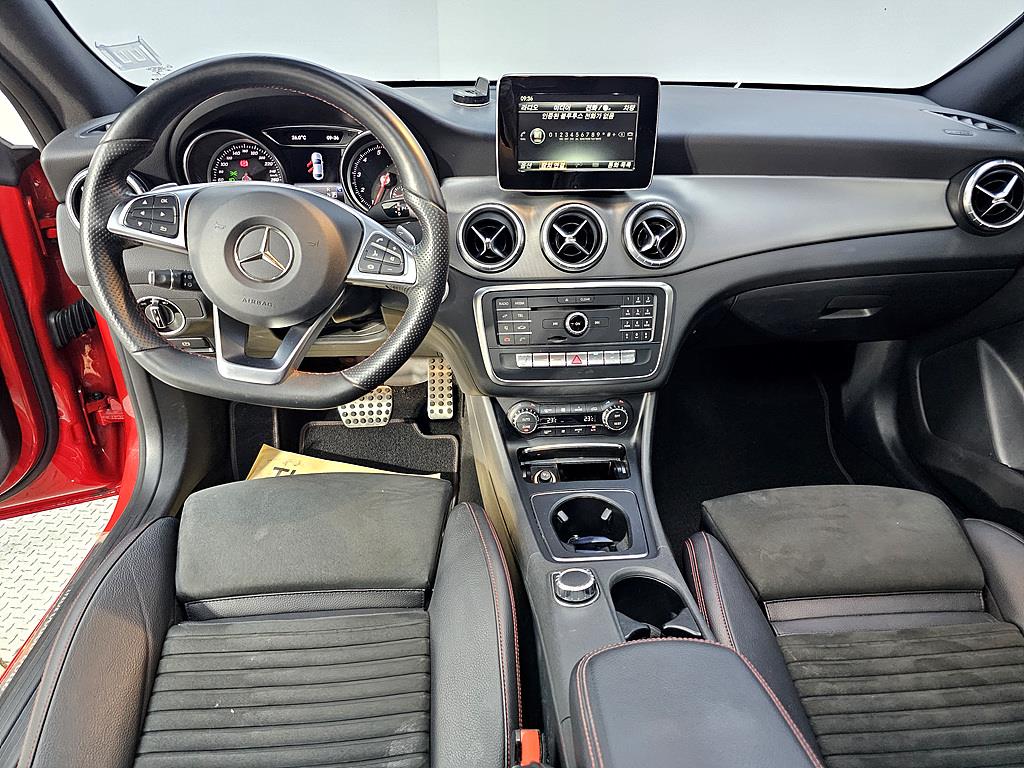 Mercedes Benz CLA Class - Vista 7