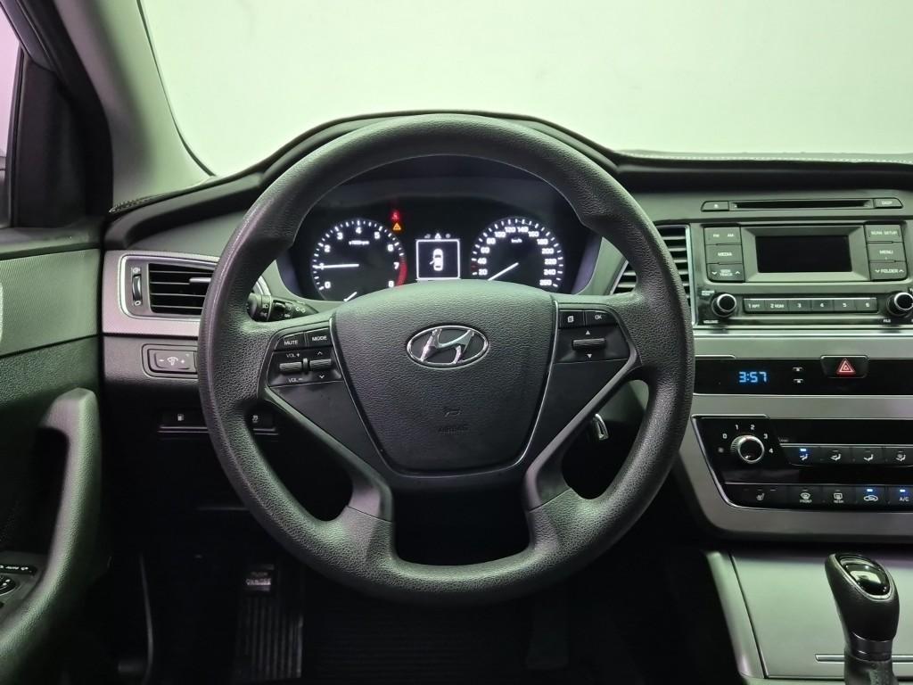 HYUNDAI Sonata - Vista 11