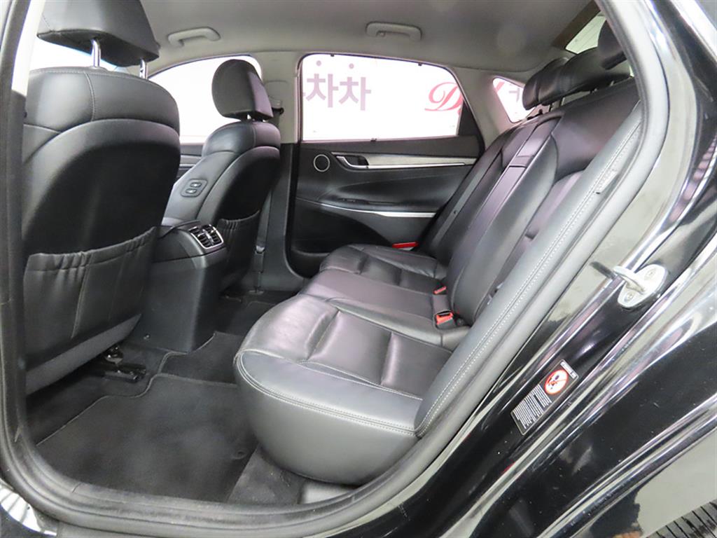HYUNDAI Grandeur - Vista 8
