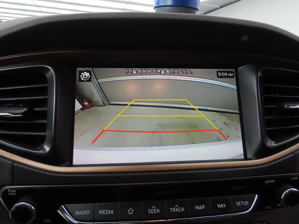 HYUNDAI Ioniq - Vista 12