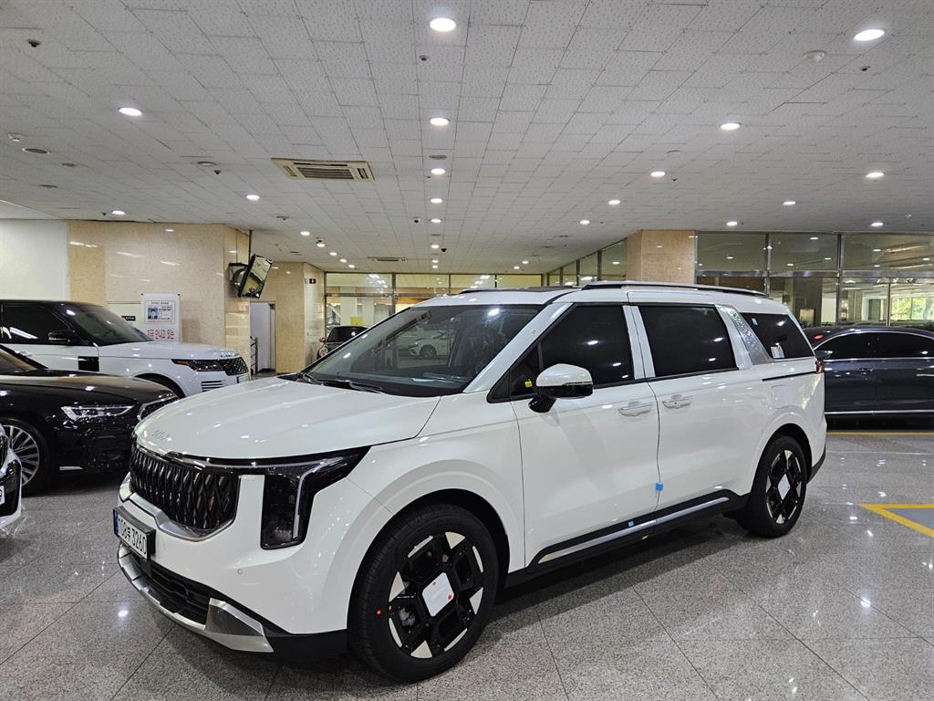 KIA Carnival 2026 Blanco - Importación desde Corea - HF Imports Iquique - Foto 1
