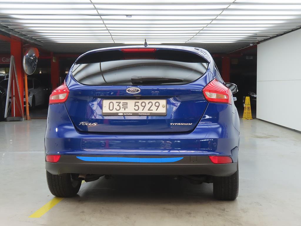 Ford Focus - Vista 3