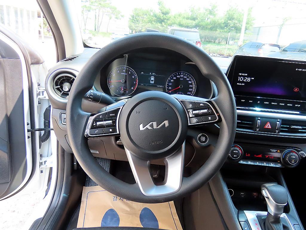 KIA K3 - Vista 10