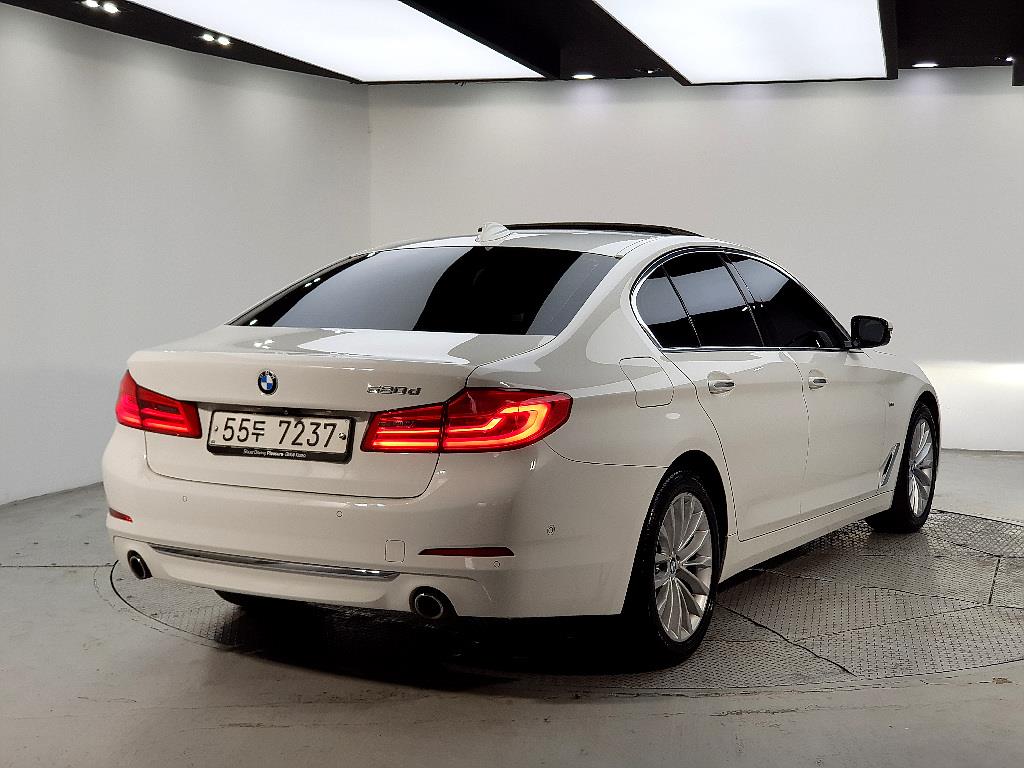 BMW 5 Series - Vista 6
