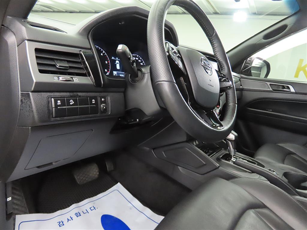 Ssangyong Rexton 2022 Negro - Importación desde Corea - HF Imports Iquique - Foto 15