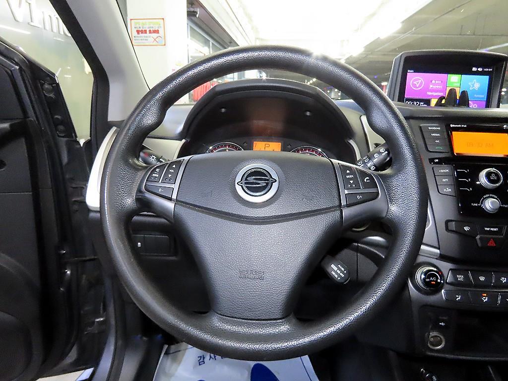 Ssangyong Korando - Vista 10