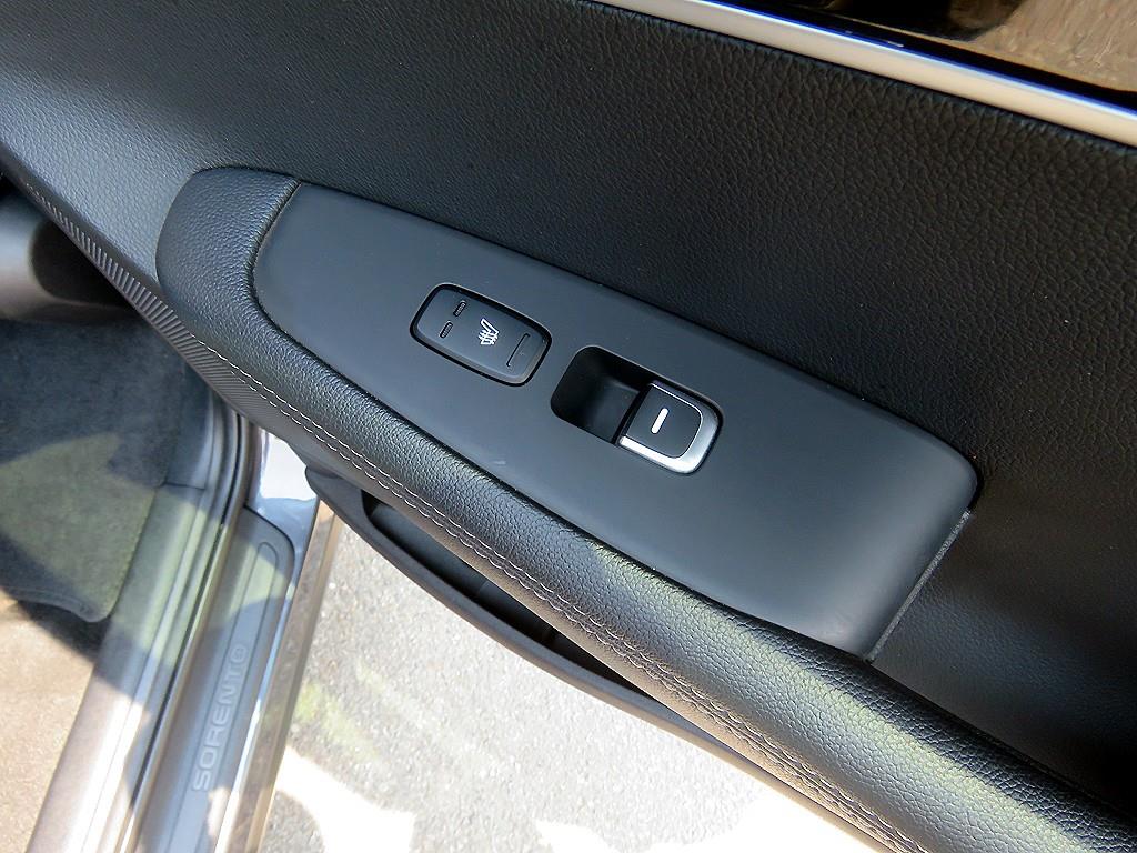 KIA Sorento - Vista 12