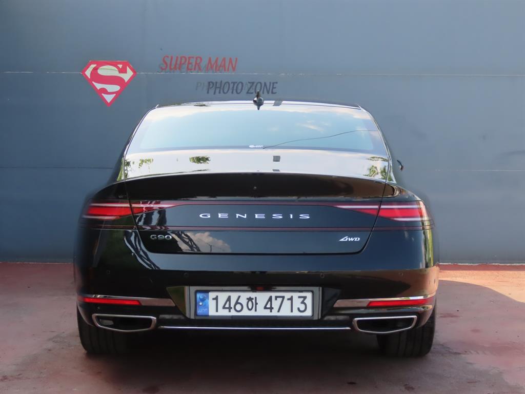 Genesis G90 - Vista 6