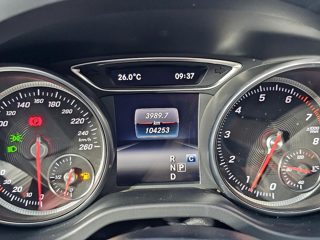 Mercedes Benz CLA Class - Vista 9