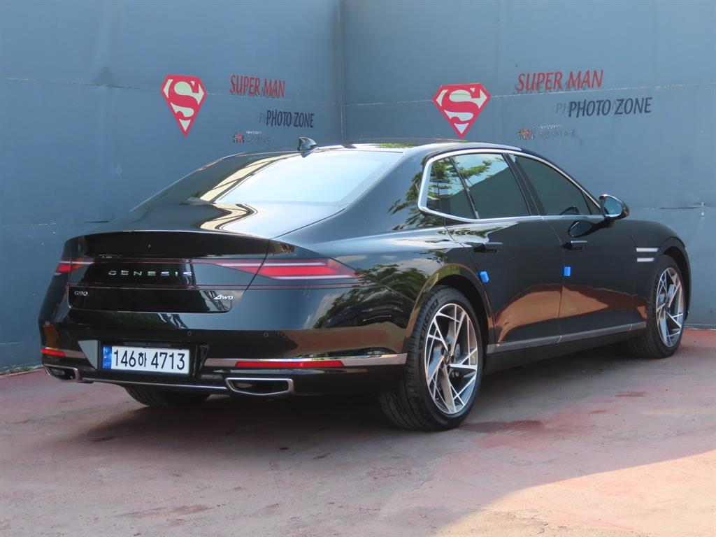 Genesis G90 - Vista 3