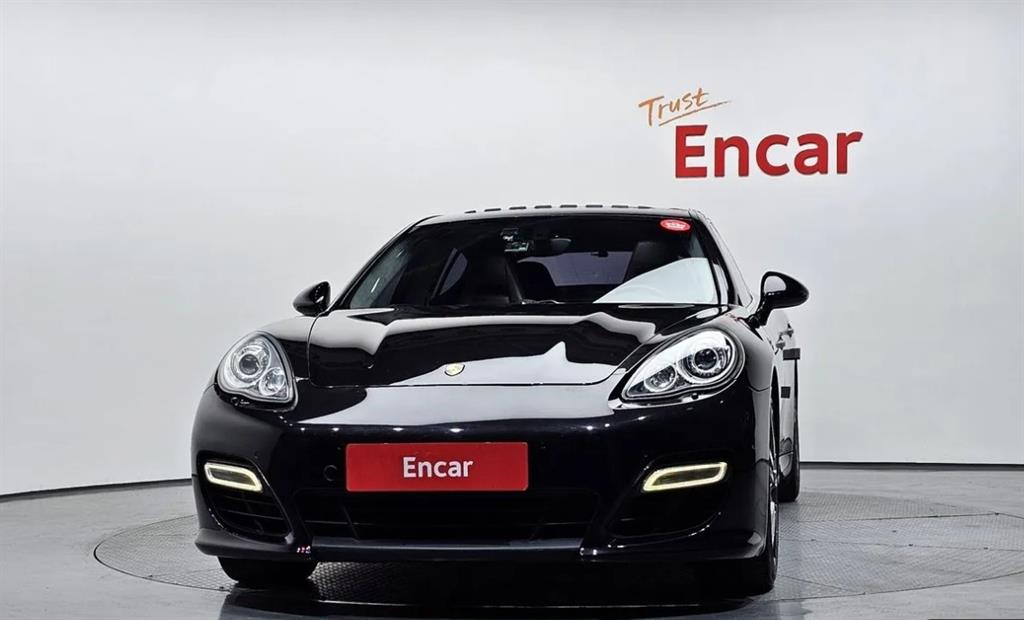 Porsche Panamera - Vista 3