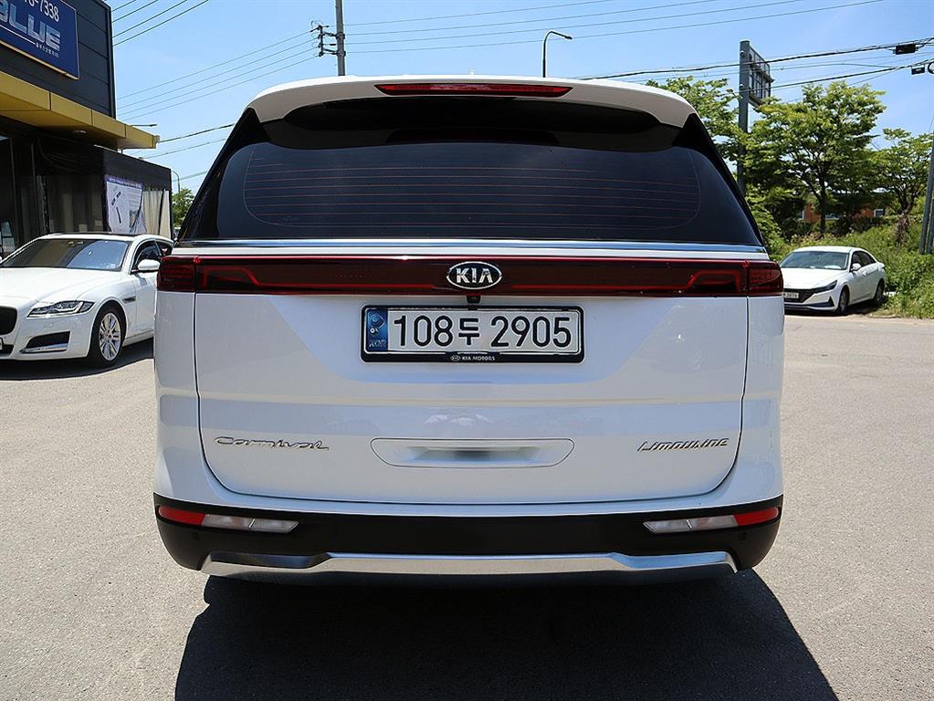 KIA Carnival - Vista 6