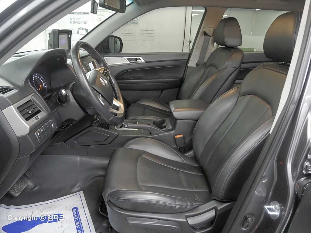 Ssangyong Rexton - Vista 12