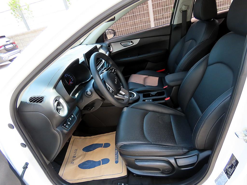 KIA K3 - Vista 7