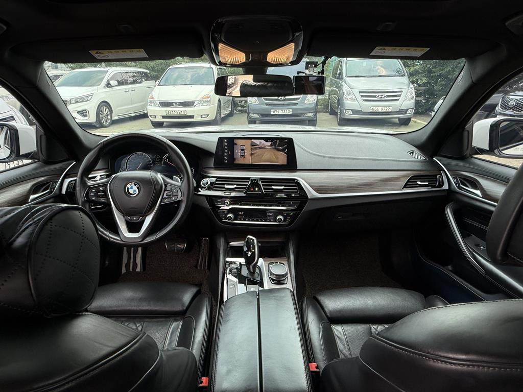BMW 5 Series - Vista 11