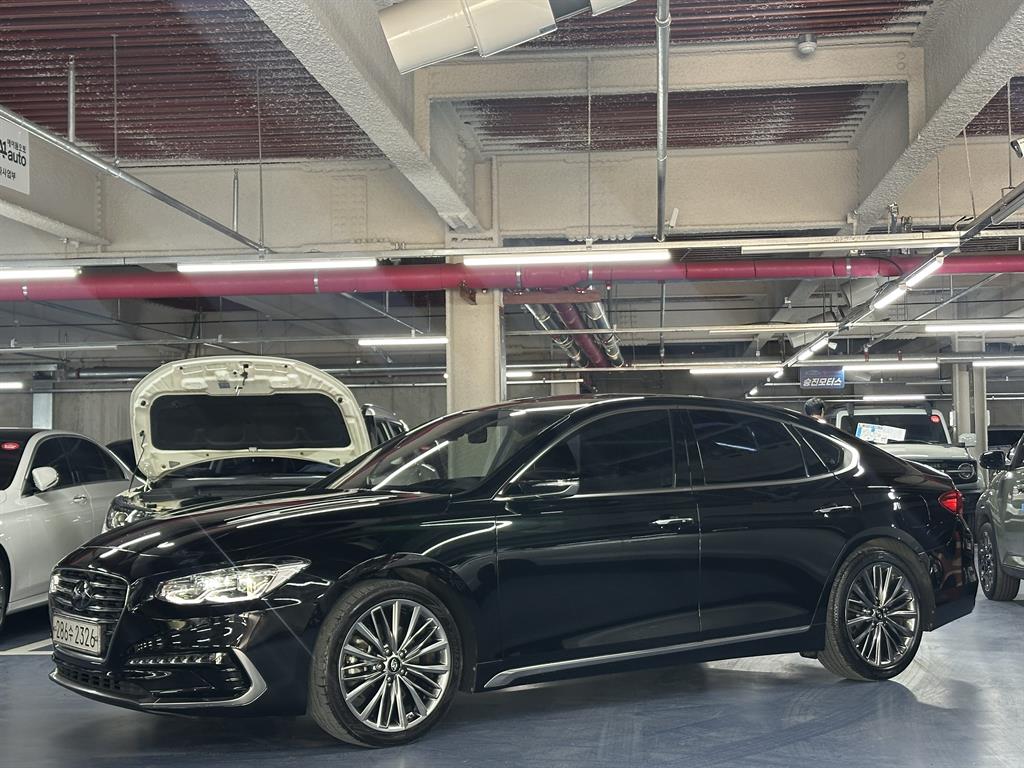 HYUNDAI Grandeur 2019 Negro - Importación desde Corea - HF Imports Iquique - Foto 1