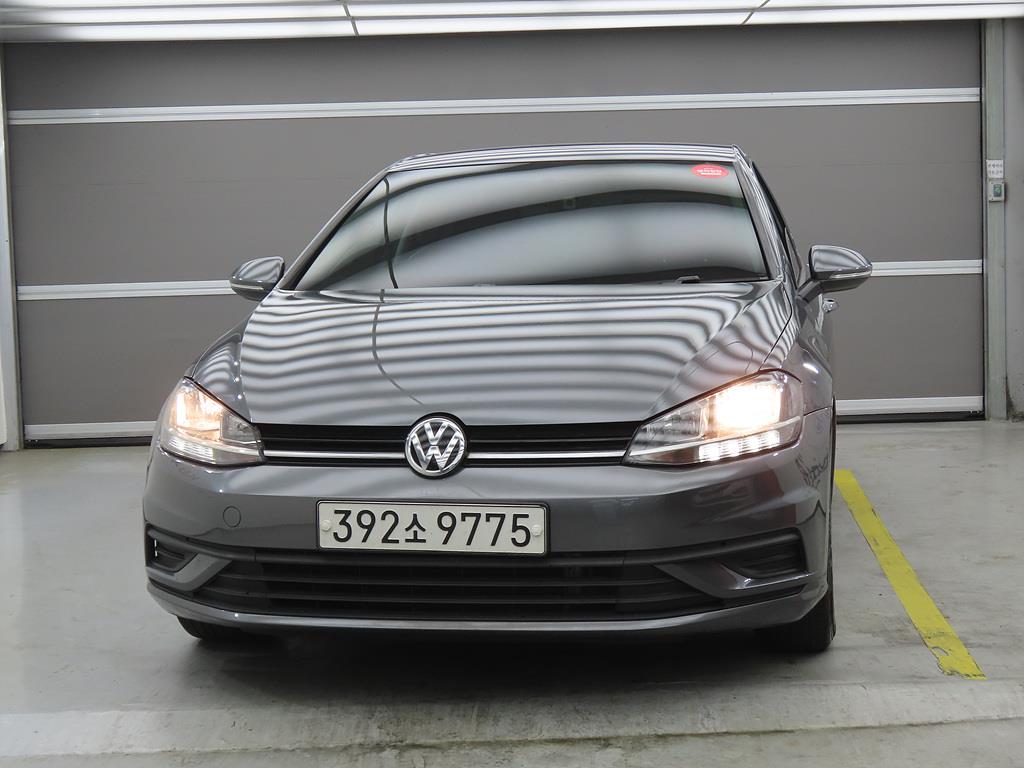 Volkswagen Golf - Vista 2