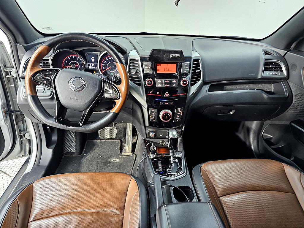 Ssangyong Tivoli - Vista 7