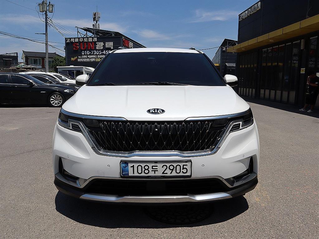 KIA Carnival - Vista 2