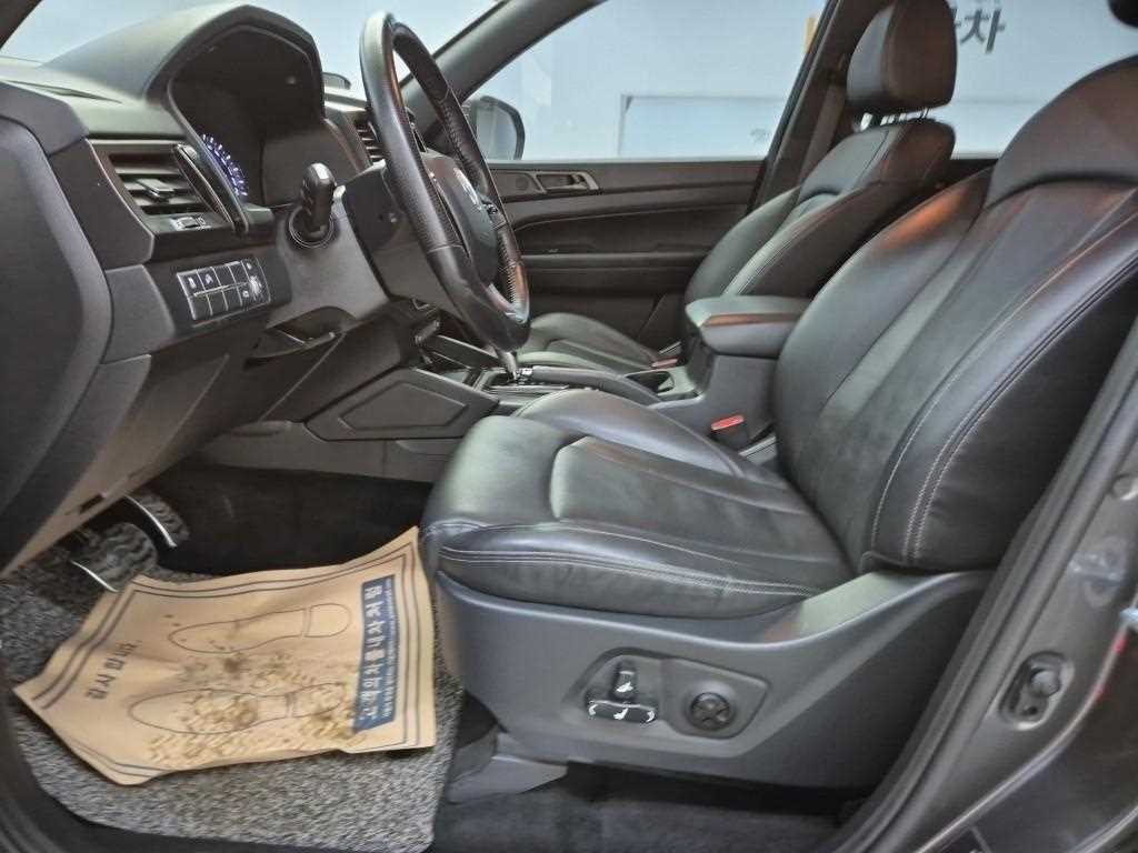 Ssangyong Rexton 2020 Gris - Importación desde Corea - HF Imports Iquique - Foto 13