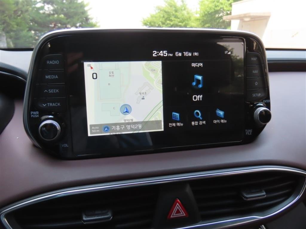 HYUNDAI Santa Fe - Vista 10