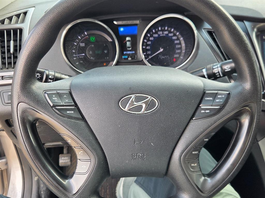 HYUNDAI Sonata - Vista 9