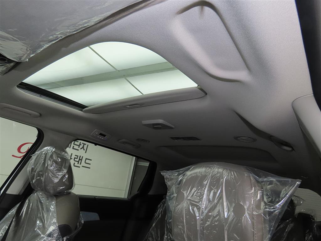 KIA Carnival 2026 Blanco - Importación desde Corea - HF Imports Iquique - Foto 17