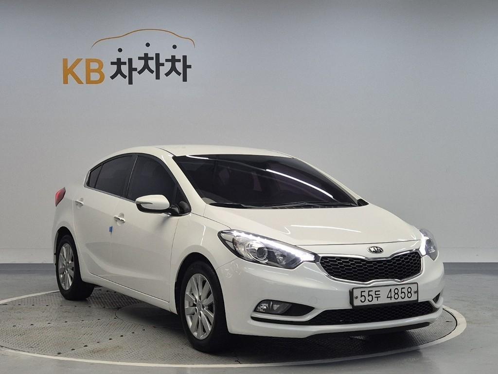 KIA K3 - Vista 6