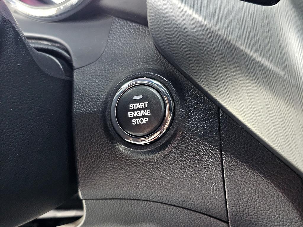 Ssangyong Tivoli 2018 Plateado - Importación desde Corea - HF Imports Iquique - Foto 17