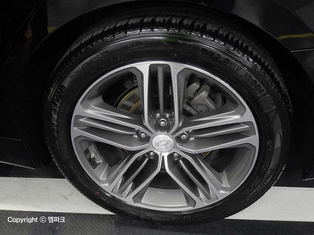 HYUNDAI Grandeur 2018 Negro - Importación desde Corea - HF Imports Iquique - Foto 20