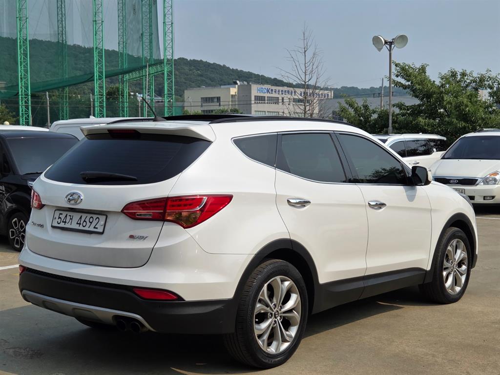 HYUNDAI Santa Fe - Vista 6