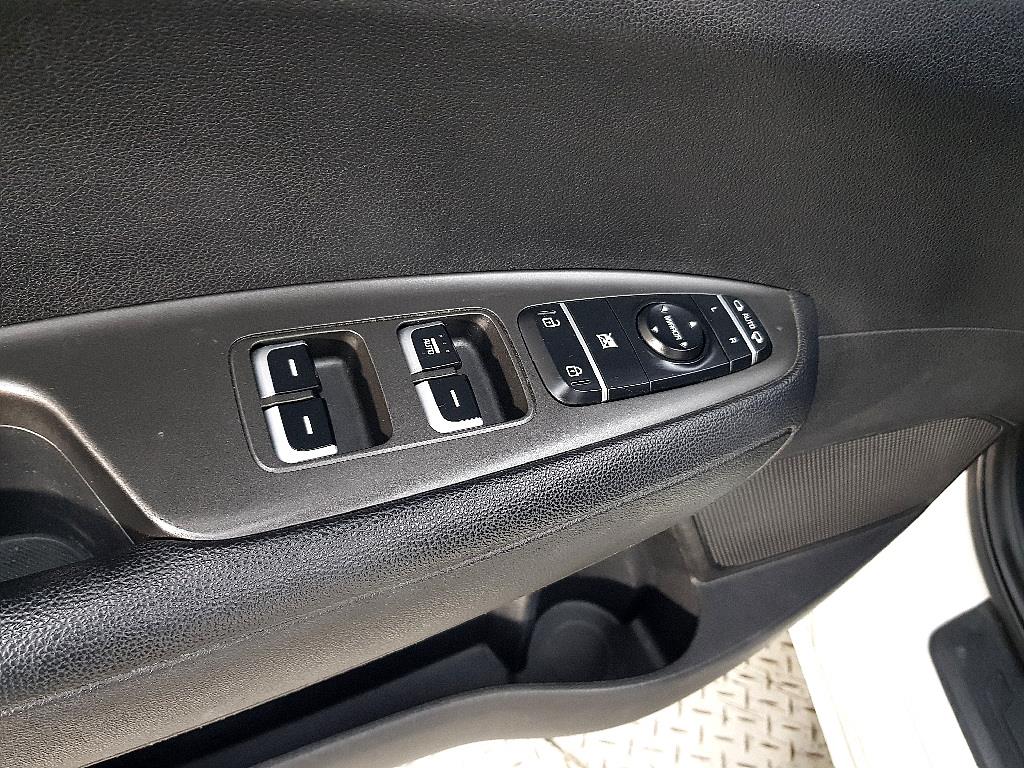 KIA K5 2016 Blanco - Importación desde Corea - HF Imports Iquique - Foto 13