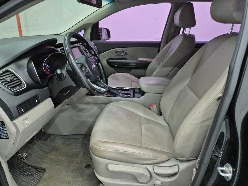 KIA Carnival 2018 Negro - Importación desde Corea - HF Imports Iquique - Foto 15