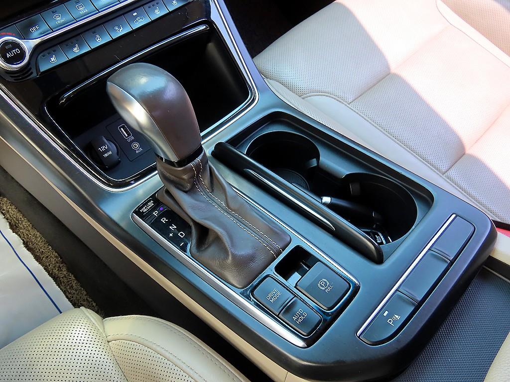 HYUNDAI Grandeur 2017 Blanco - Importación desde Corea - HF Imports Iquique - Foto 13