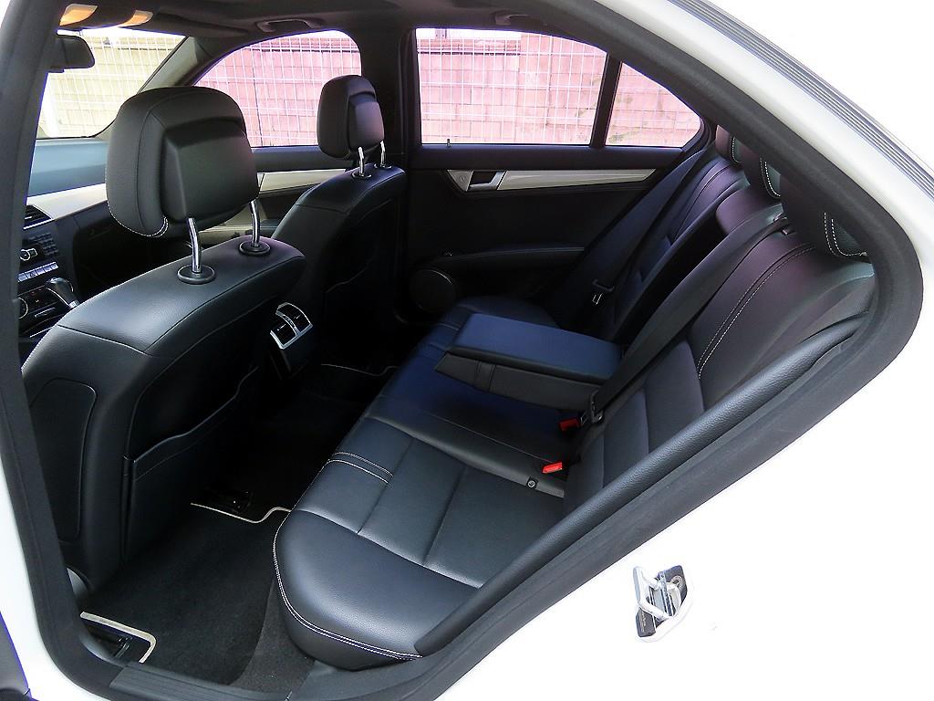 Mercedes Benz C Class - Vista 8