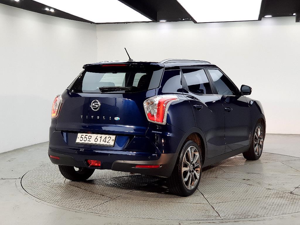 Ssangyong Tivoli - Vista 6