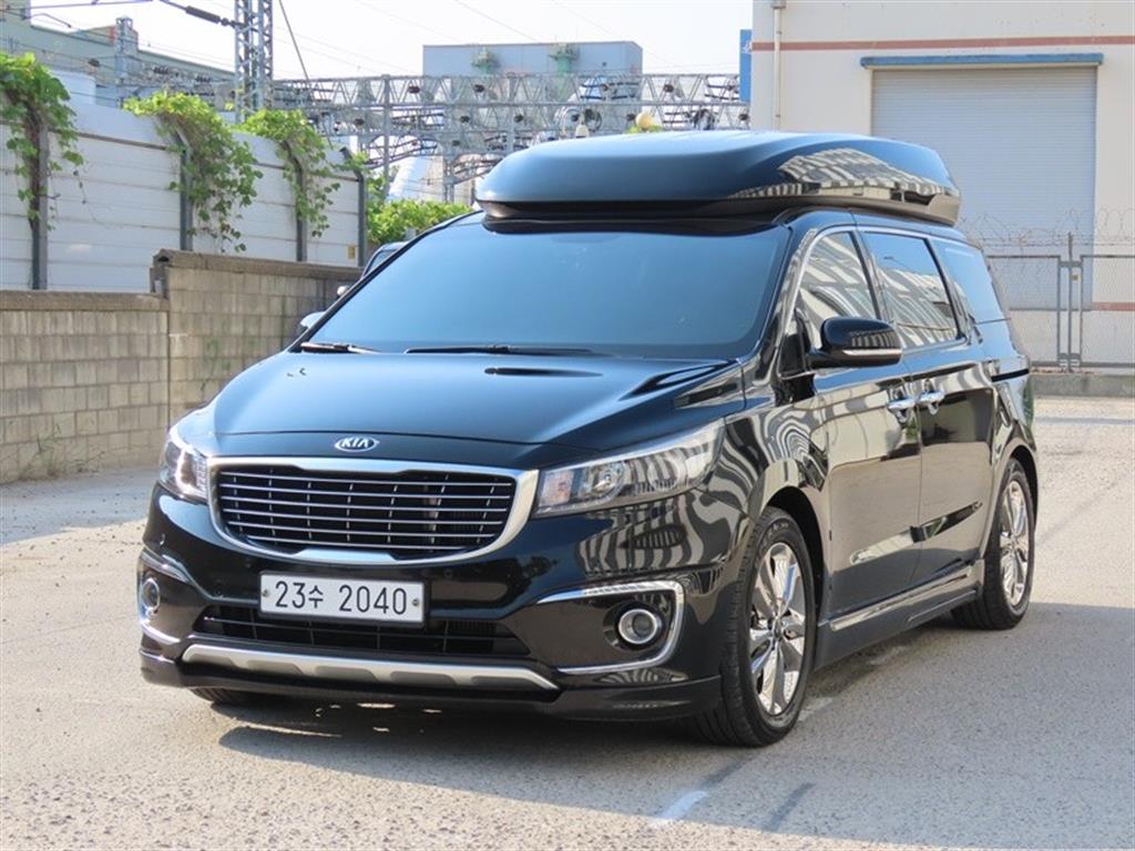 KIA Carnival - Vista 2