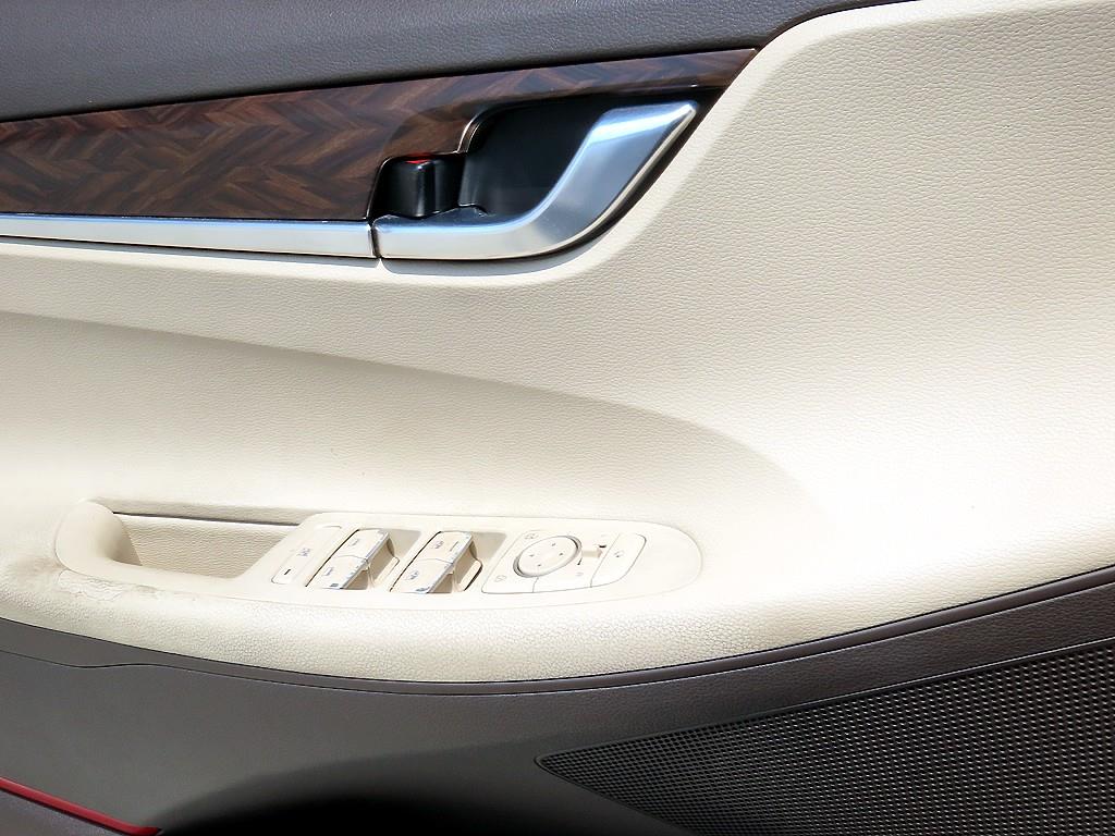 HYUNDAI Grandeur 2017 Blanco - Importación desde Corea - HF Imports Iquique - Foto 14