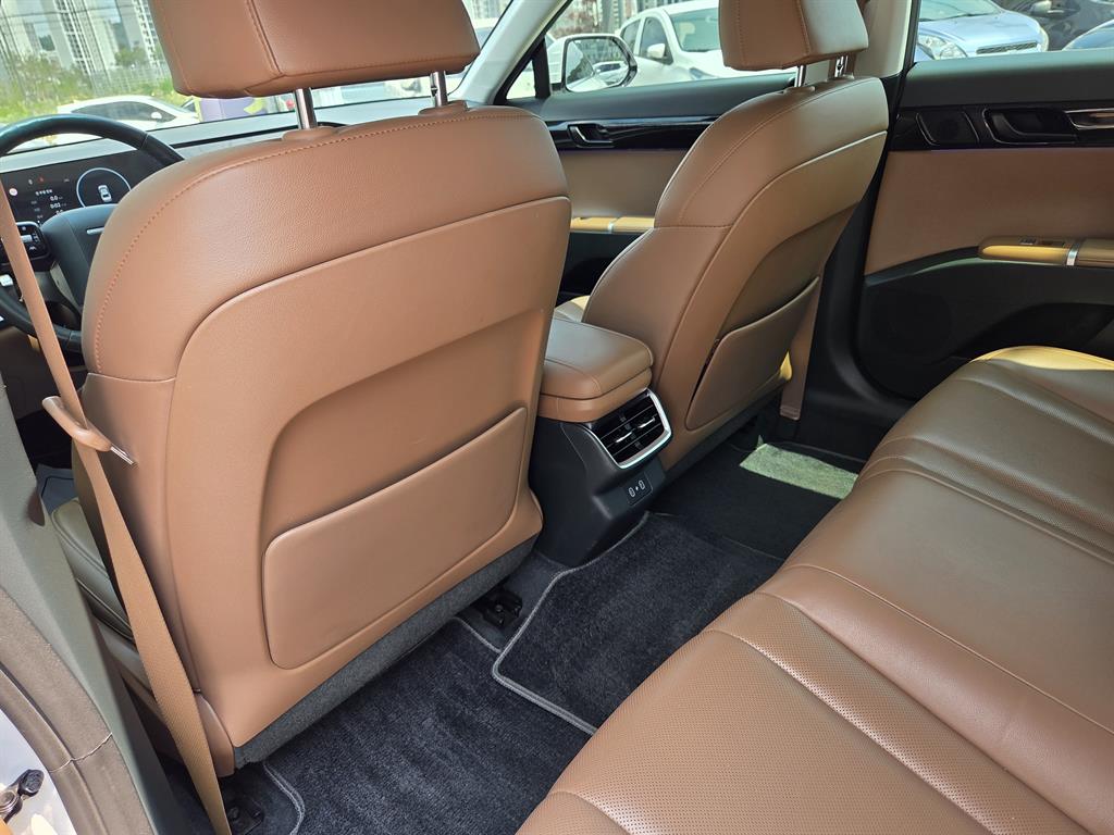 HYUNDAI Grandeur - Vista 8