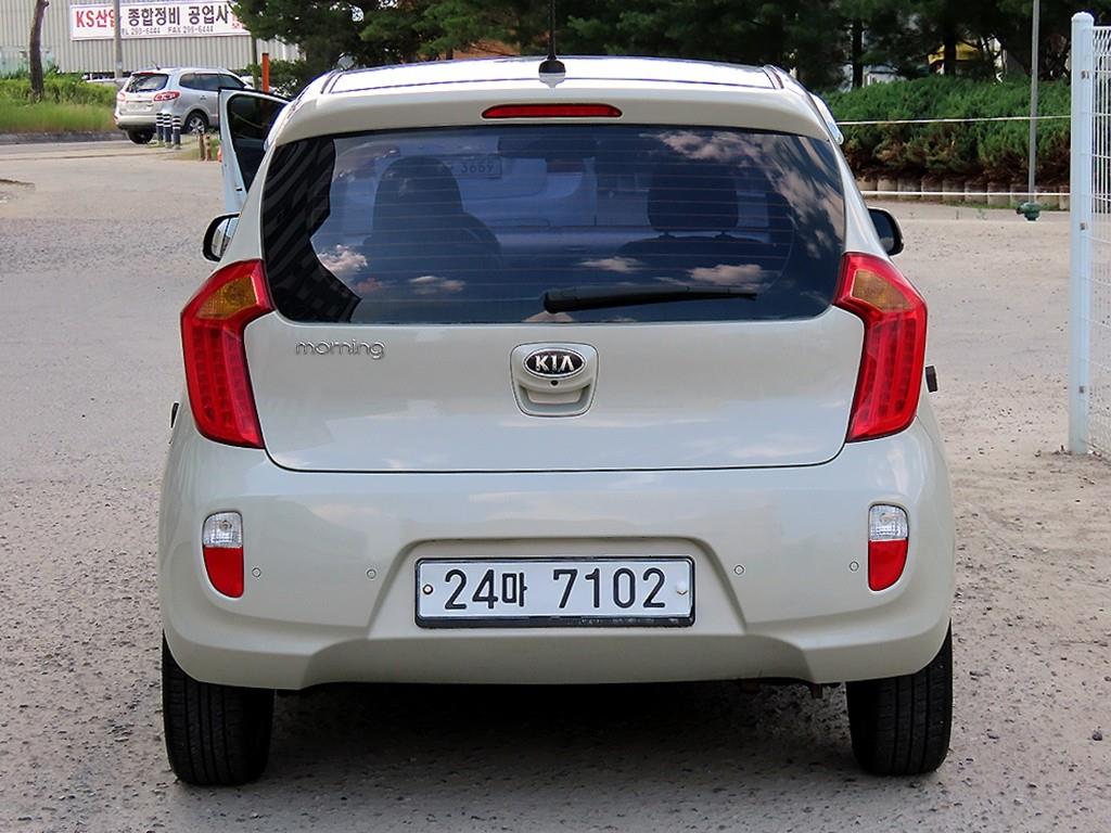 KIA Morning - Vista 6