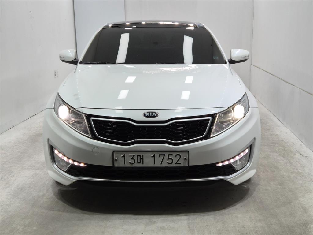 KIA K5 2012 Blanco - Importación desde Corea - HF Imports Iquique - Foto 1